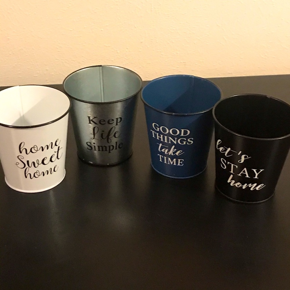 Set of 4 Metal Planter Buckets Home Decor 4"